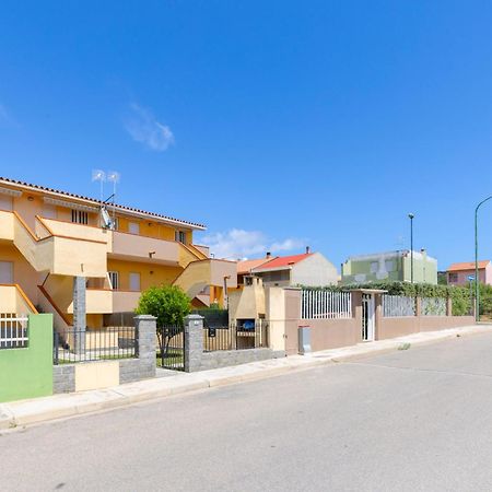 Oasy2 Appartement Villasimius Buitenkant foto